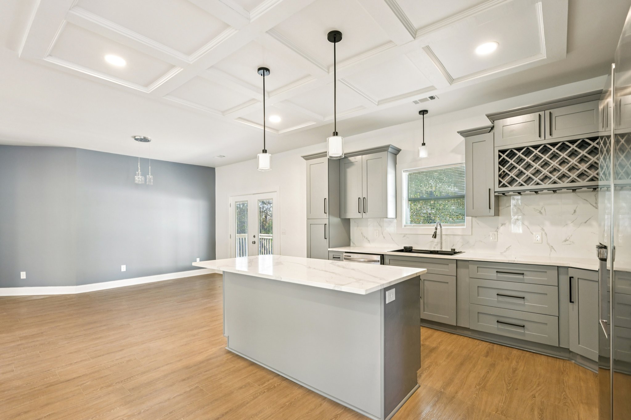 Pine St-S2411-015.jpg