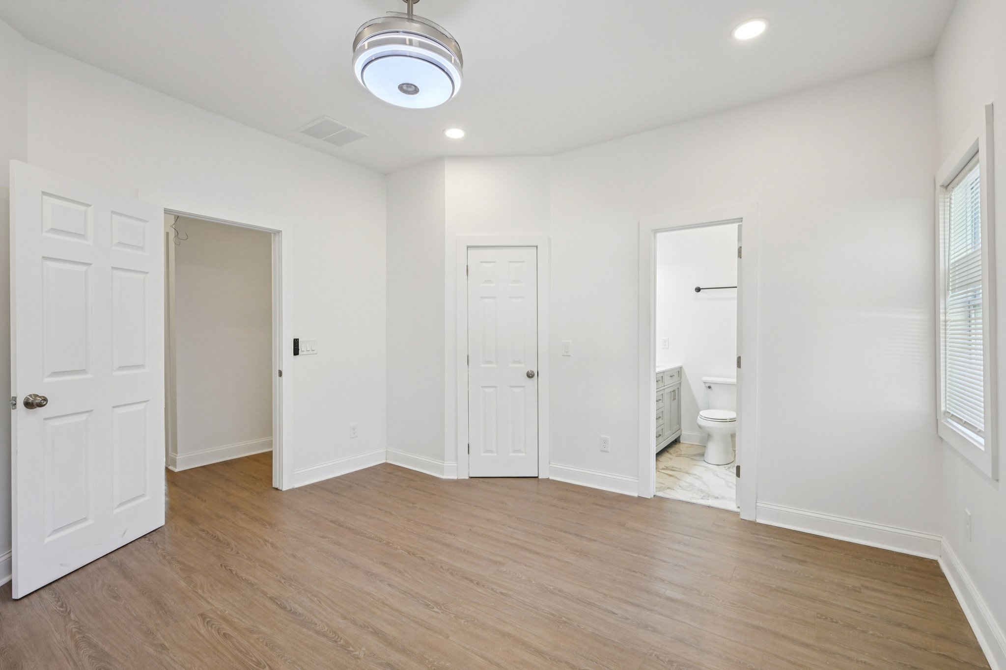 Pine St-S2411-026.jpg