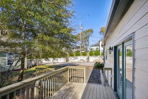 Pine St-S2411-043.jpg