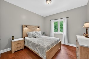  Photo 41