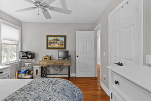  Photo 41