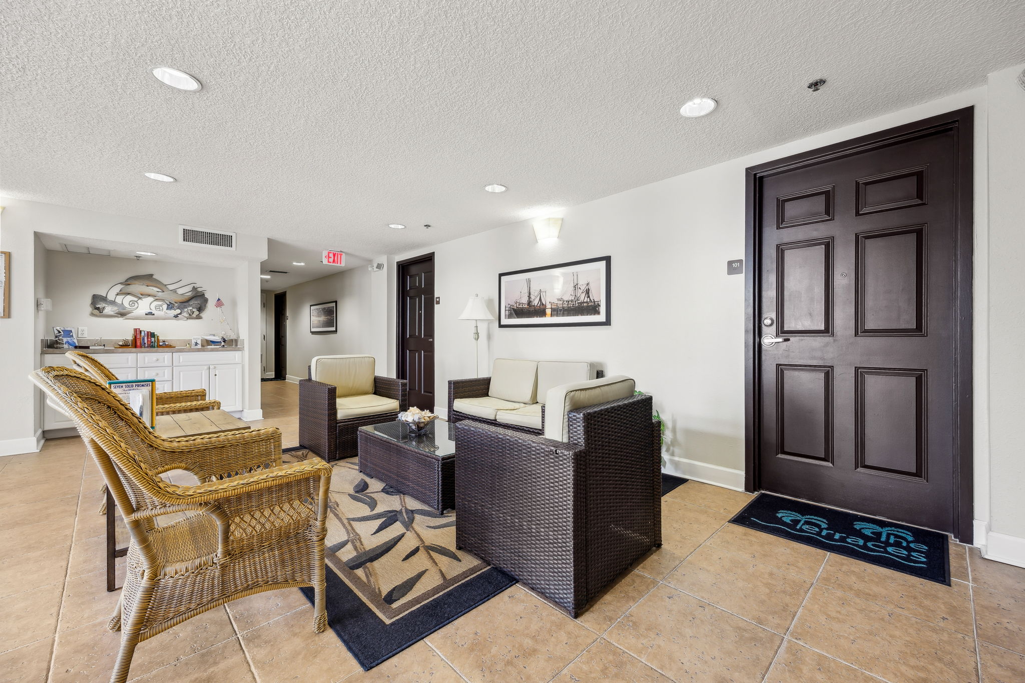Unit 101 Entry