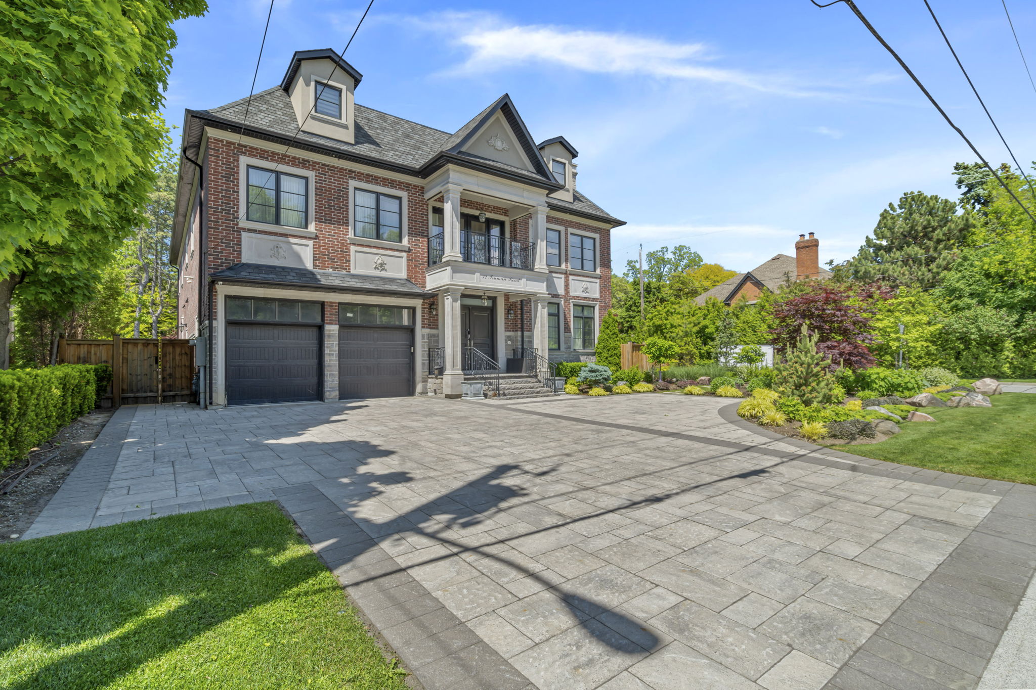 32 Truman Rd Toronto, ON M2L 2L4