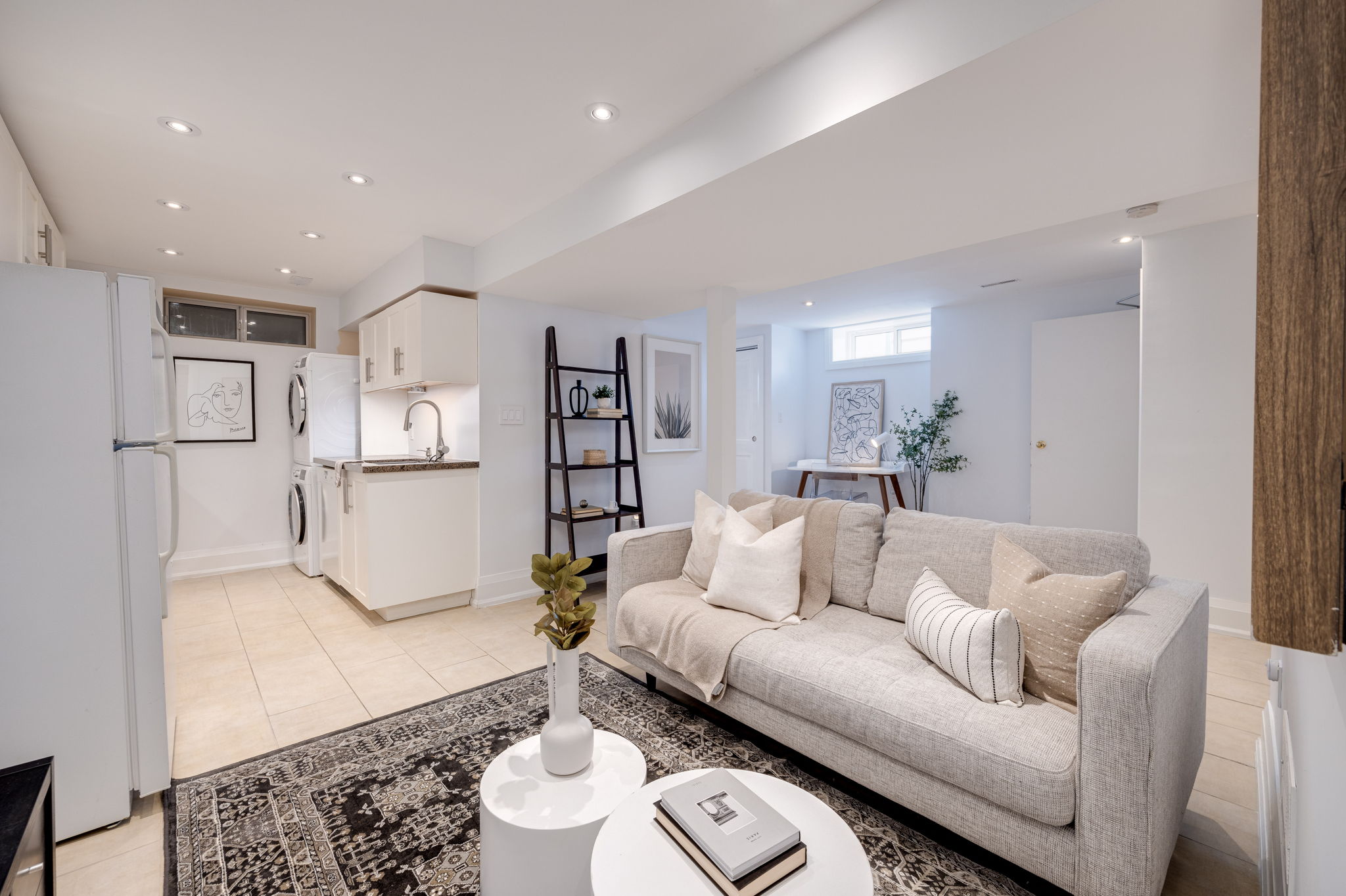 Toronto property showcase — delivered property photograph 31