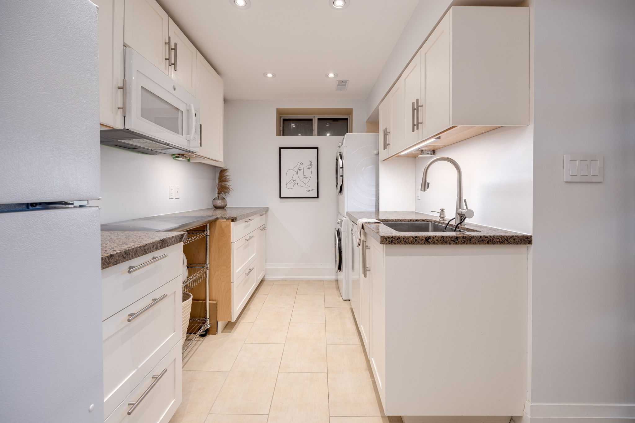 Toronto property showcase — delivered property photograph 24