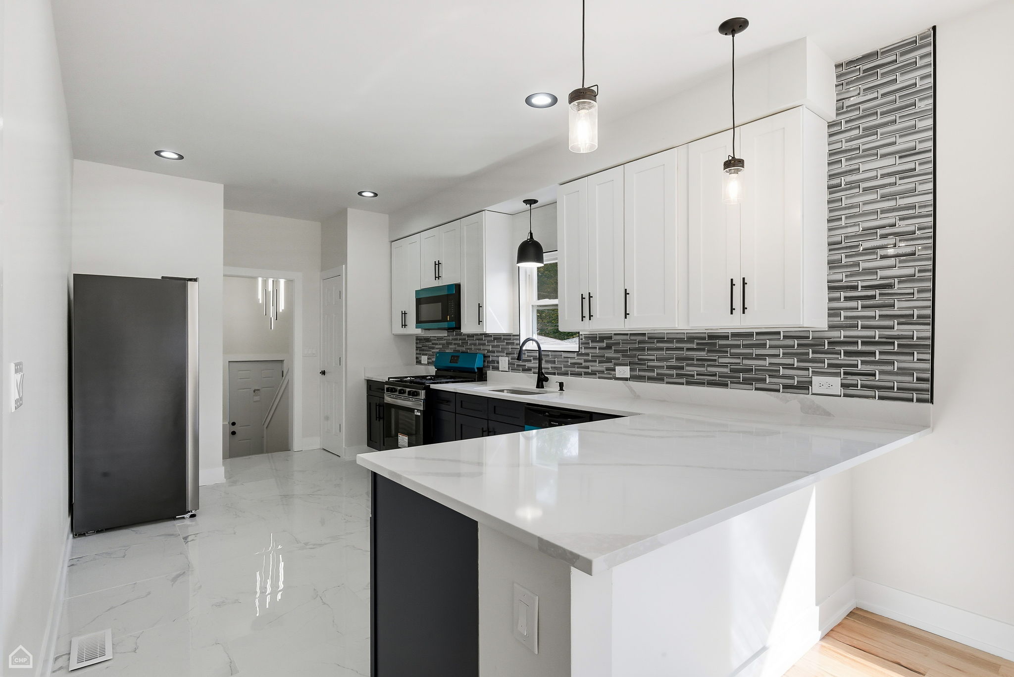 320 157th St_CHP2025_016