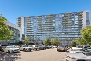 Adolphus Ave 410-S3008-028.jpg