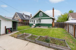  Photo 47