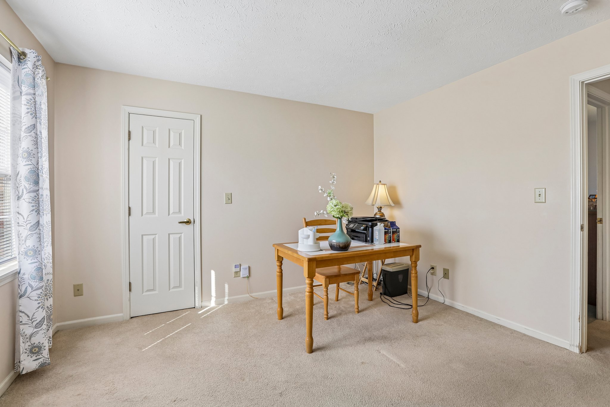 320 E Quail Wood Ln-S2909-017.jpg