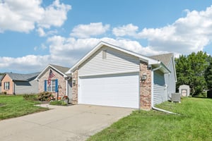320 E Quail Wood Ln-S2909-003.jpg