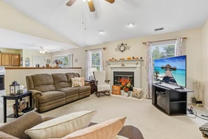 320 E Quail Wood Ln-S2909-008.jpg