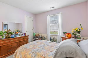320 E Quail Wood Ln-S2909-021.jpg