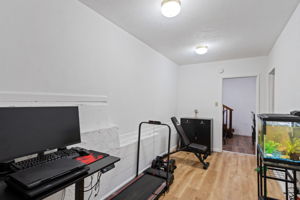  Photo 33