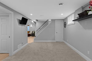  Photo 37