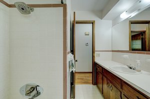  Photo 36
