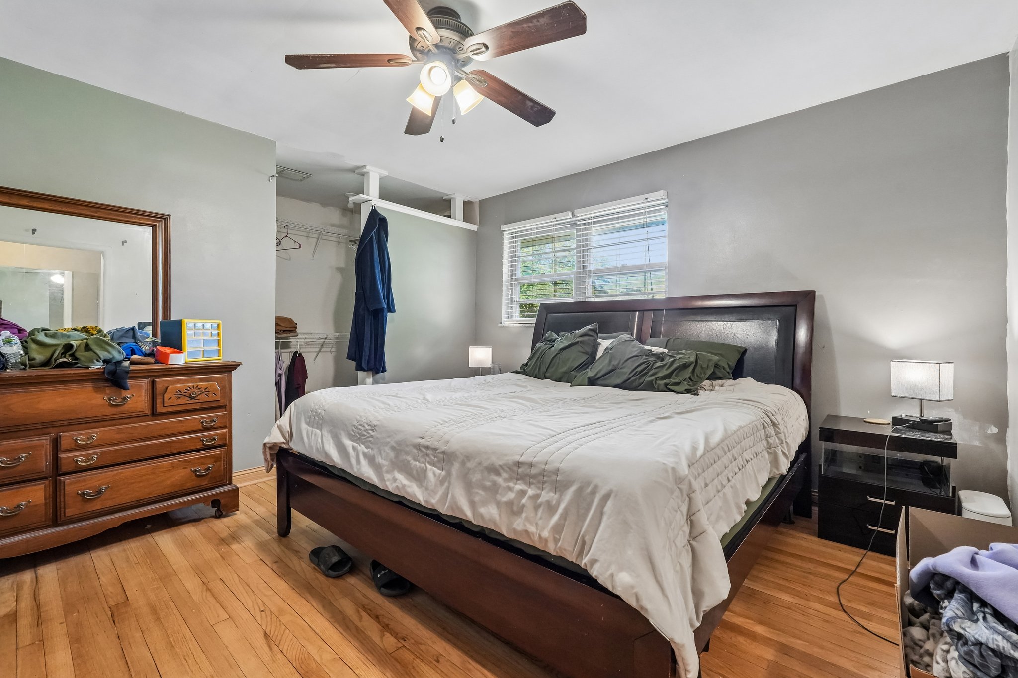 Maple St-S1205-033.jpg