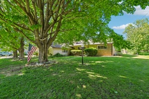 Maple St-S1205-001.jpg