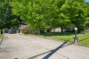 Maple St-S1205-003.jpg