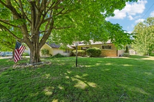 Maple St-S1205-004.jpg