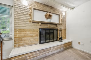 Maple St-S1205-012.jpg