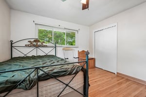 Maple St-S1205-028.jpg