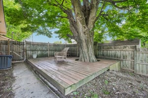 Maple St-S1205-055.jpg
