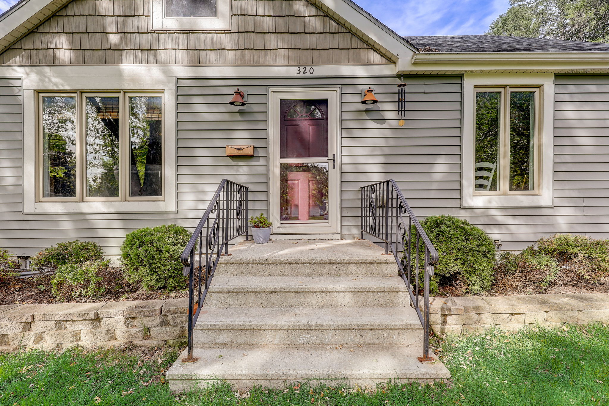 Meacham St-006