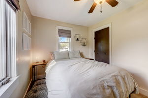 Meacham St-023