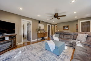 Meacham St-010