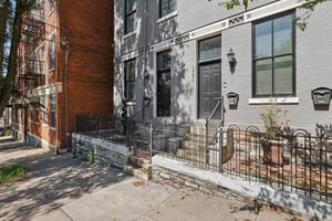 Mulberry St-S1309-006.jpg