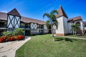 Front Exterior1