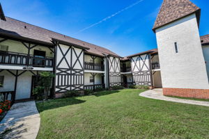 Front Exterior3