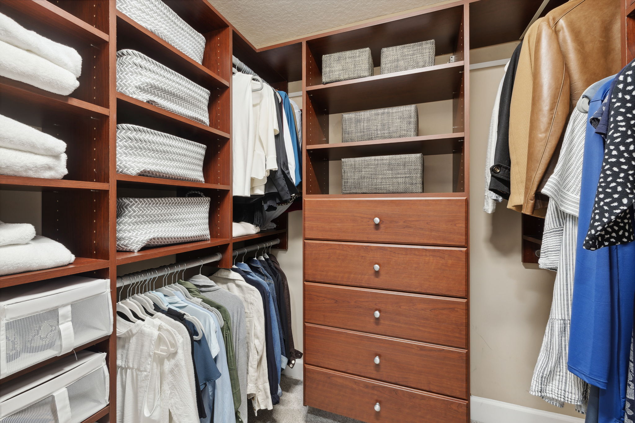 Primary Bedroom Closet