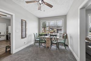 8420 - 320 North St_009.jpg