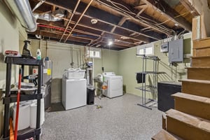 8420 - 320 North St_018.jpg