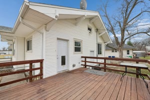 8420 - 320 North St_030.jpg