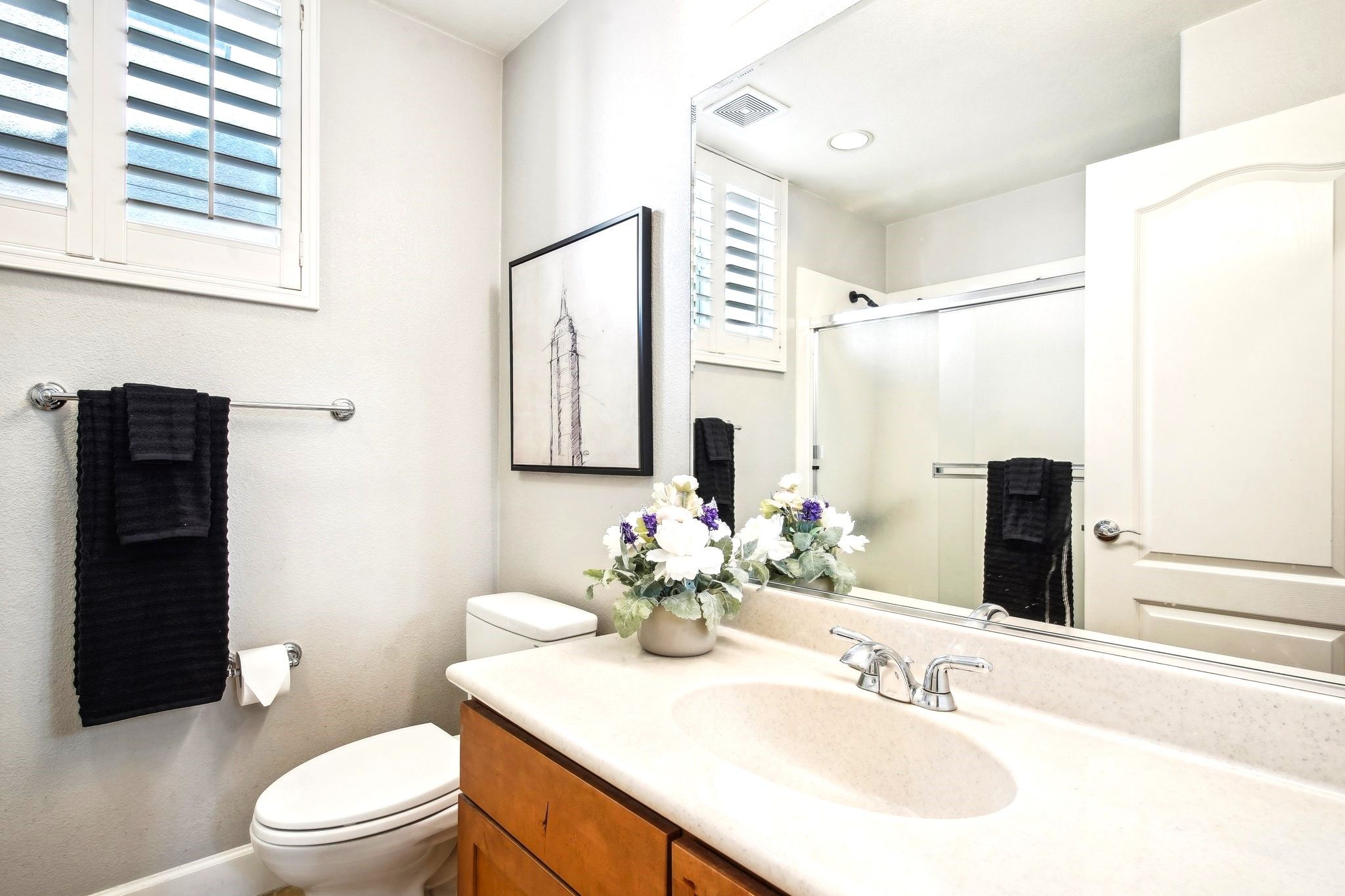 Full Bathroom Downstairs