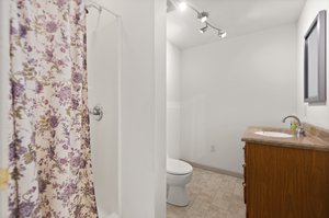  Photo 31