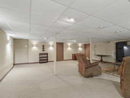 Photo 49