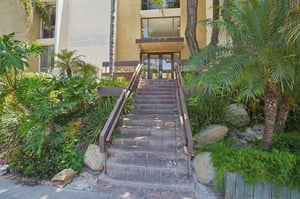 S Ardmore Ave 329-S0207-003.jpg