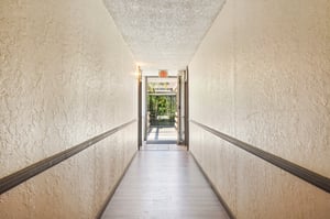 S Ardmore Ave 329-S0207-004.jpg