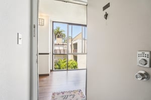 S Ardmore Ave 329-S0207-006.jpg