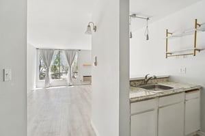 S Ardmore Ave 329-S0207-013.jpg