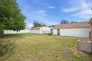  Photo 36