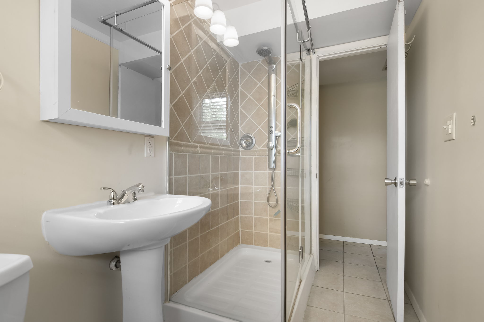Lower Bathroom