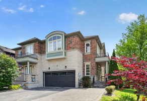 320 William Dunn Cres, Newmarket ON