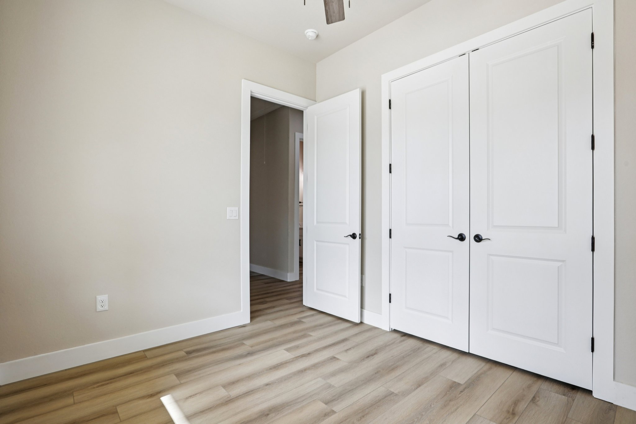 Yellow Ribbon Trl-S0910-038.jpg