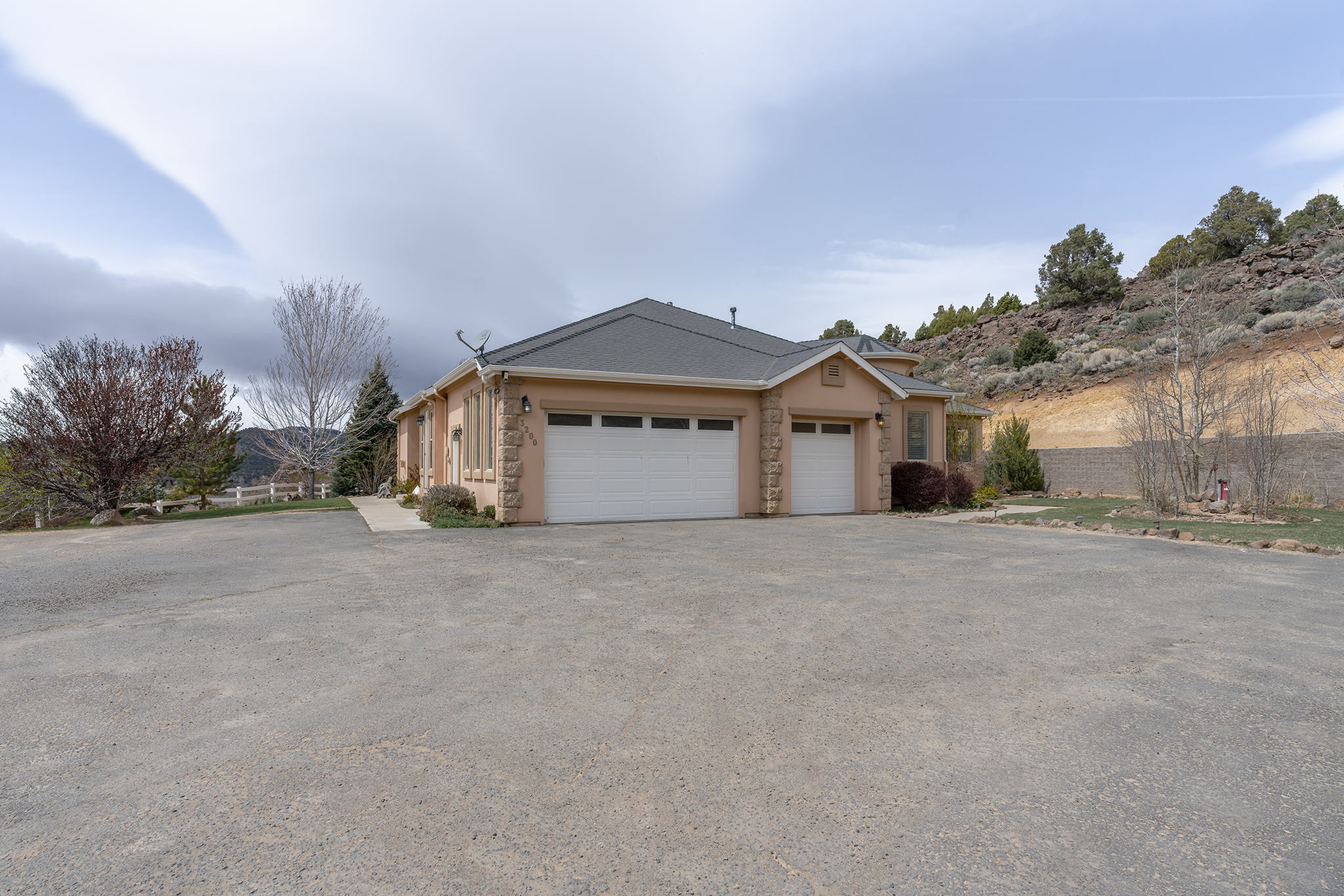3200 Cartwright Rd, Reno, NV 89521 | DX Media