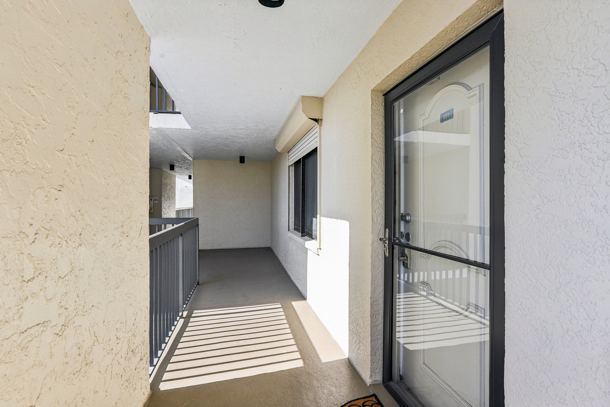 Gulf Blvd 205-S1212-006.jpg