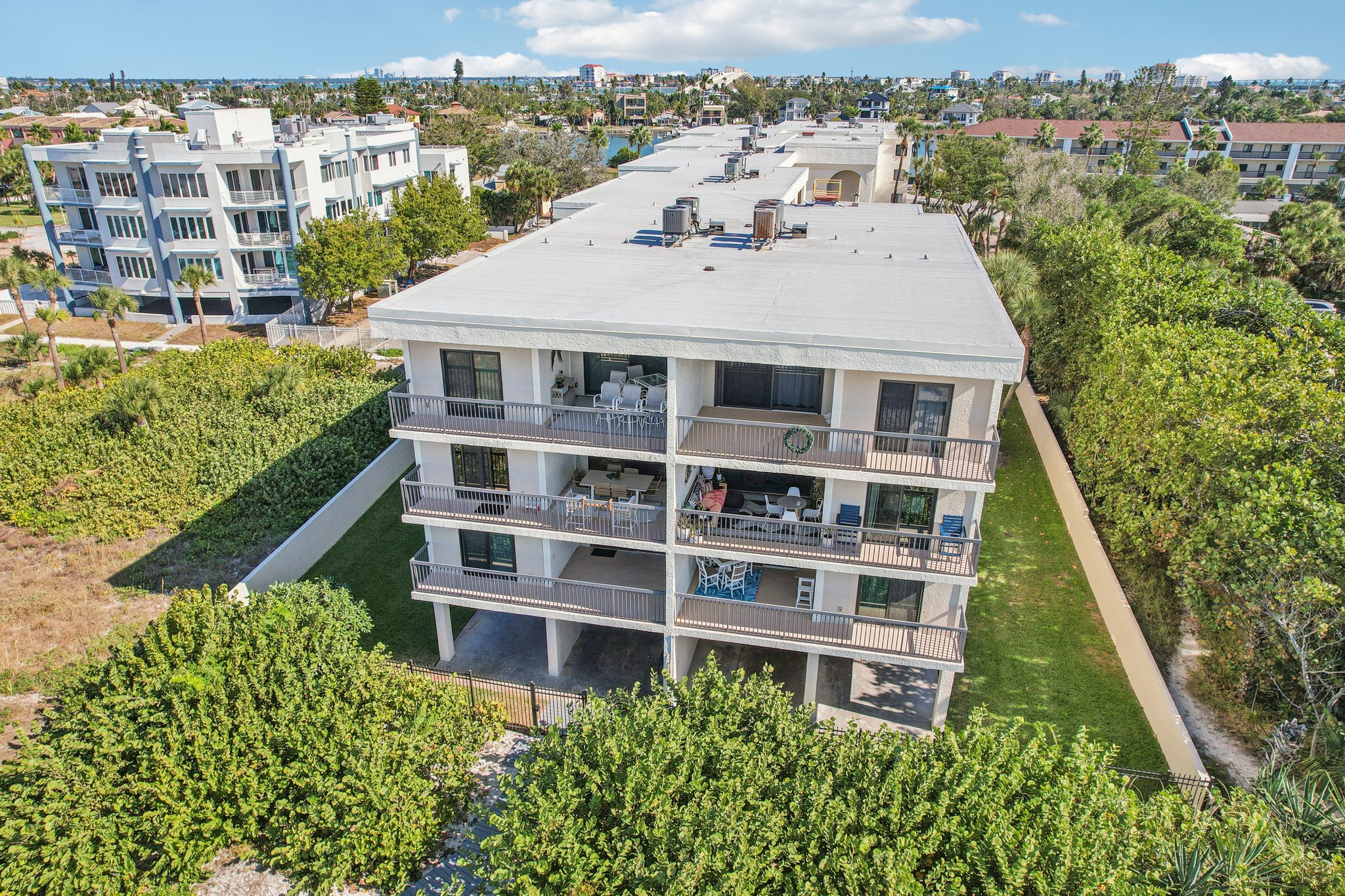 Gulf Blvd 205-S1212-057.jpg